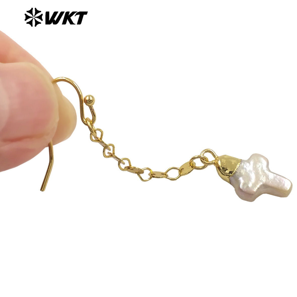 WT-MPE144 Small Religious 18K Gold Plated Natural Pearl Long Chain Cross Shaped Earrings Women's Delicate Jewelry Accessories