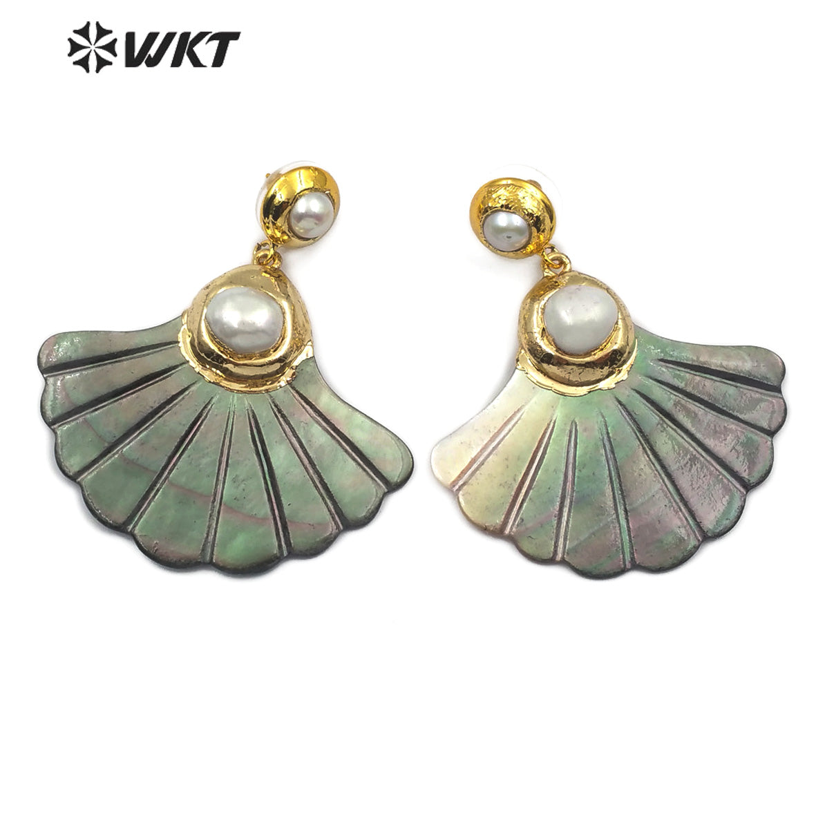 WT-E502 Sector Shell Horn Pendant With Pearl Stud Gold Plating and Pearl Decoration Natural Wild Coast Sea Black Shell Earring