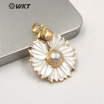 WT-JP173 Wholesale Natural Shell Pendant Flower Shape Shell Pendant Women Fashion Charm New Jewelry Pendant