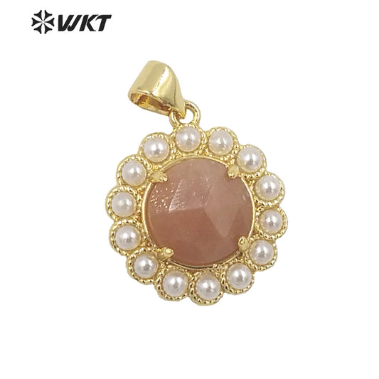 WT-JP358 Wholesale Fashion Gold Plated Stone With Claw Setting Artificial Shell Pearl Around Labradorite Gemstone Pendants
