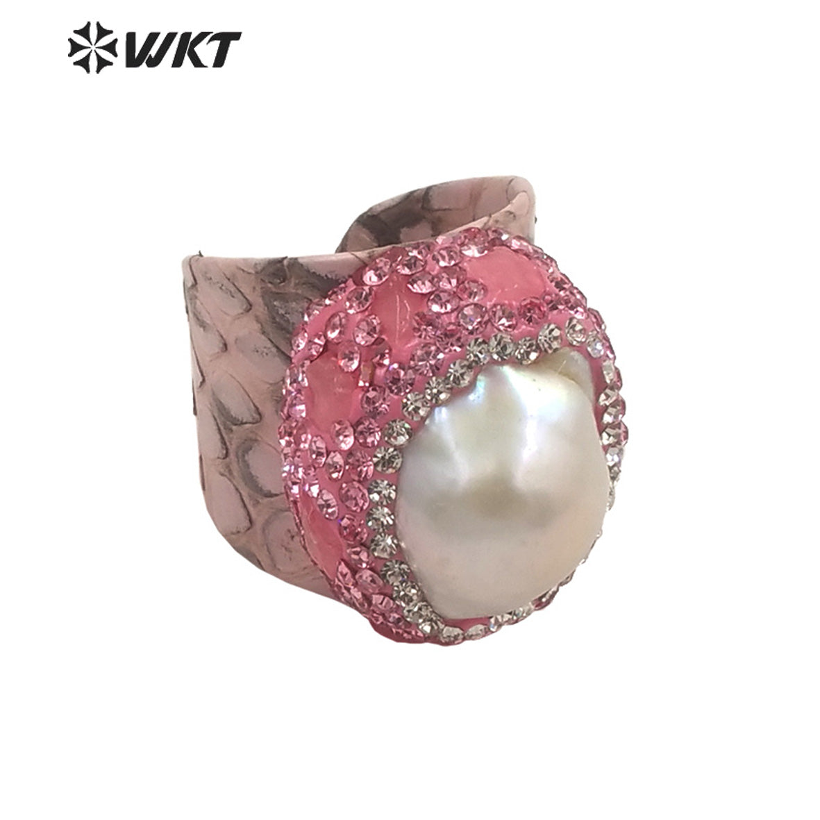 WT-MPR066 Gorgeous Baroque Pearl & Rhinestone Quartz Stone Ring With Pearl for Women Lucky Unique Design Stone Ring
