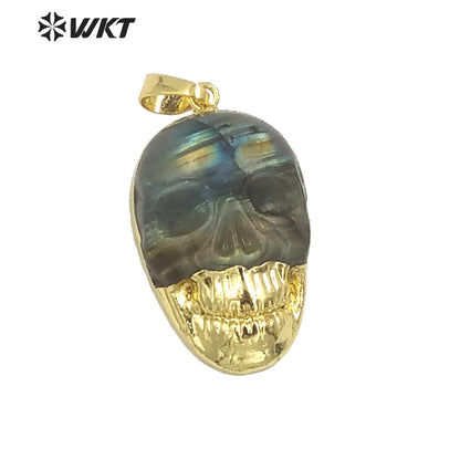 WT-P1956 Wholesale Fashion Unique Cool Natural Labradorite Stone Hand Carving Skull Pendants in Gold Plated