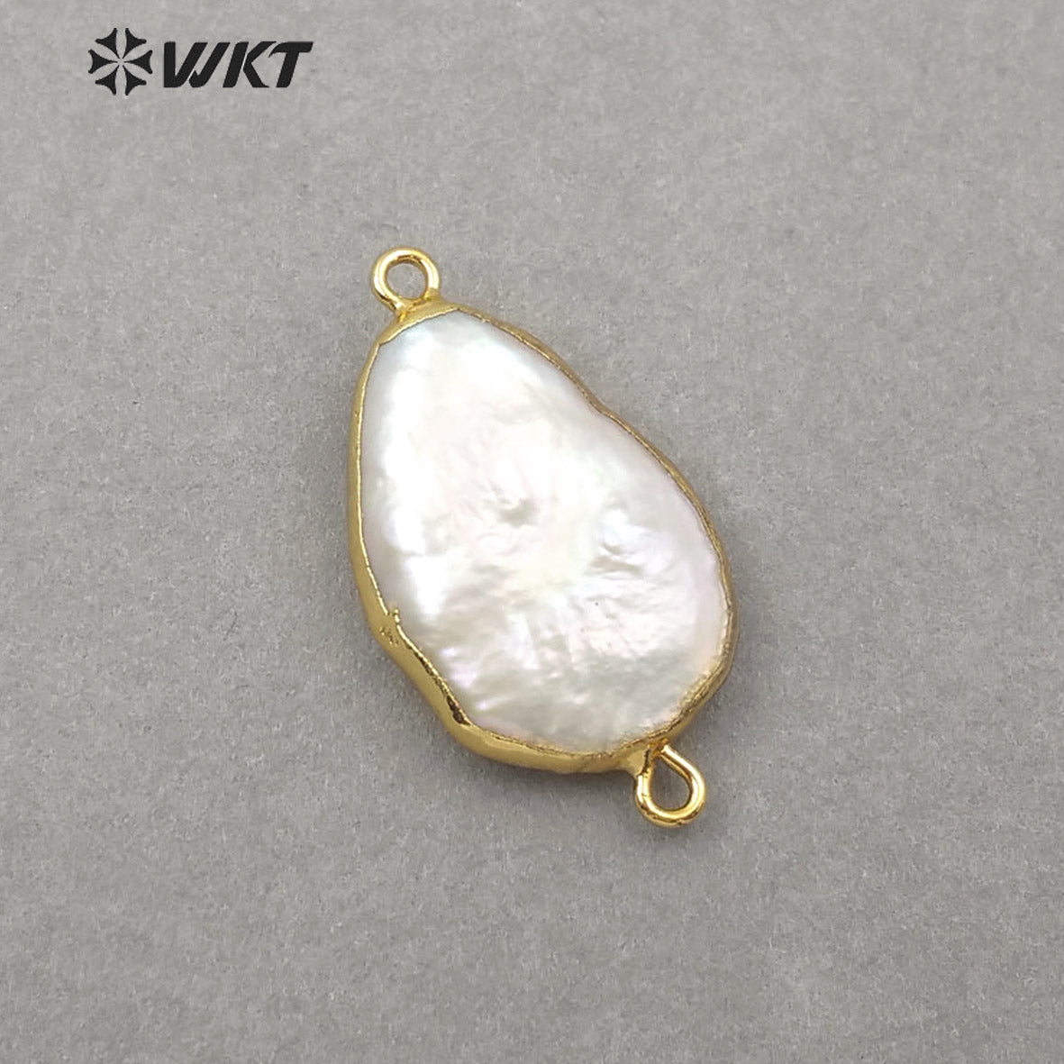 WT-JP130 Natural Freshwater Pearl Pendant With 18K Gold Plated Double Hook White Pearl Teardrop Shape Pearl Connectors