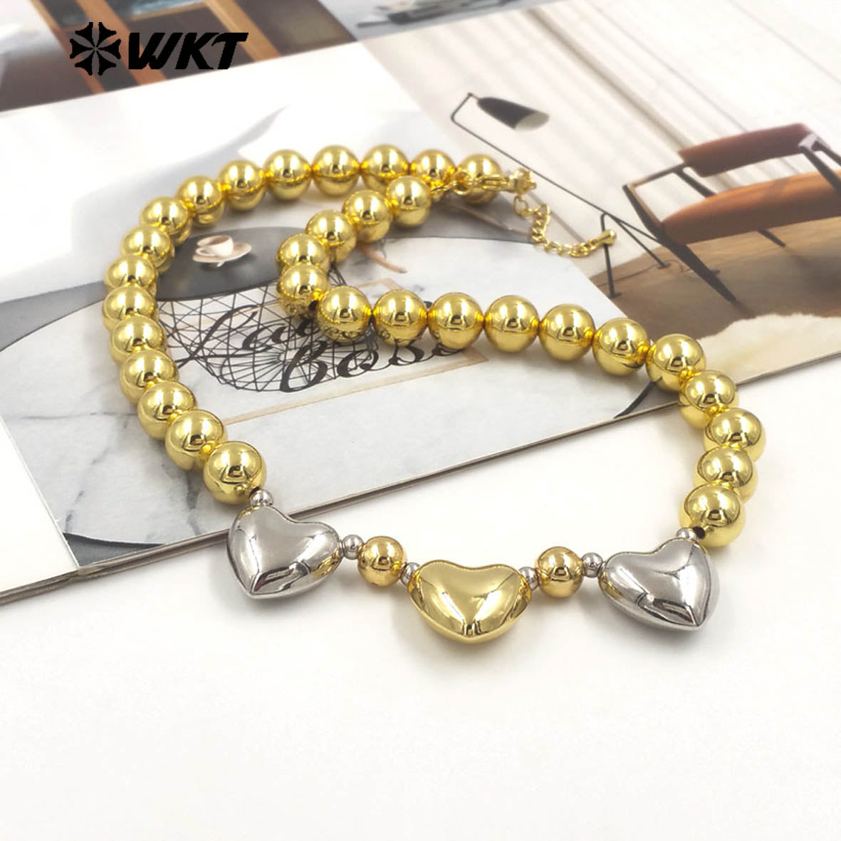 WT-JFN27 Wholesale New 18K Gold Plated Natural Yellow Brass Round Beads Love Shaped Women Fashion Necklace Jewelry Finished