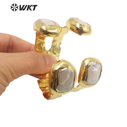 WT-MPB045 Adjustable Fashion Elegant Women Pearl Yellow Brass Bangle New Design with 18k Gold Plated Bangle Pearl Bangle