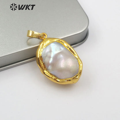 WT-JP103 Wholesale Jewelry Natural Pearl Shape Specific Each Different Half of the 18K Gold-plated Wrapped Pearl Pendant）