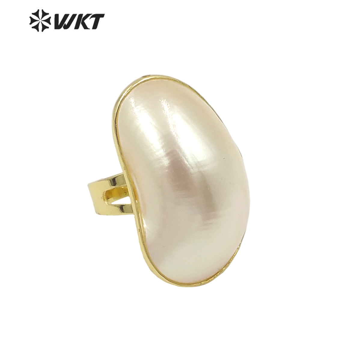WKT-MPR019 Fashion and Lovely Gold Electroplated Pearl While Dignity Shell Ring for Gift Good-looking Women White Oval MOP Ring