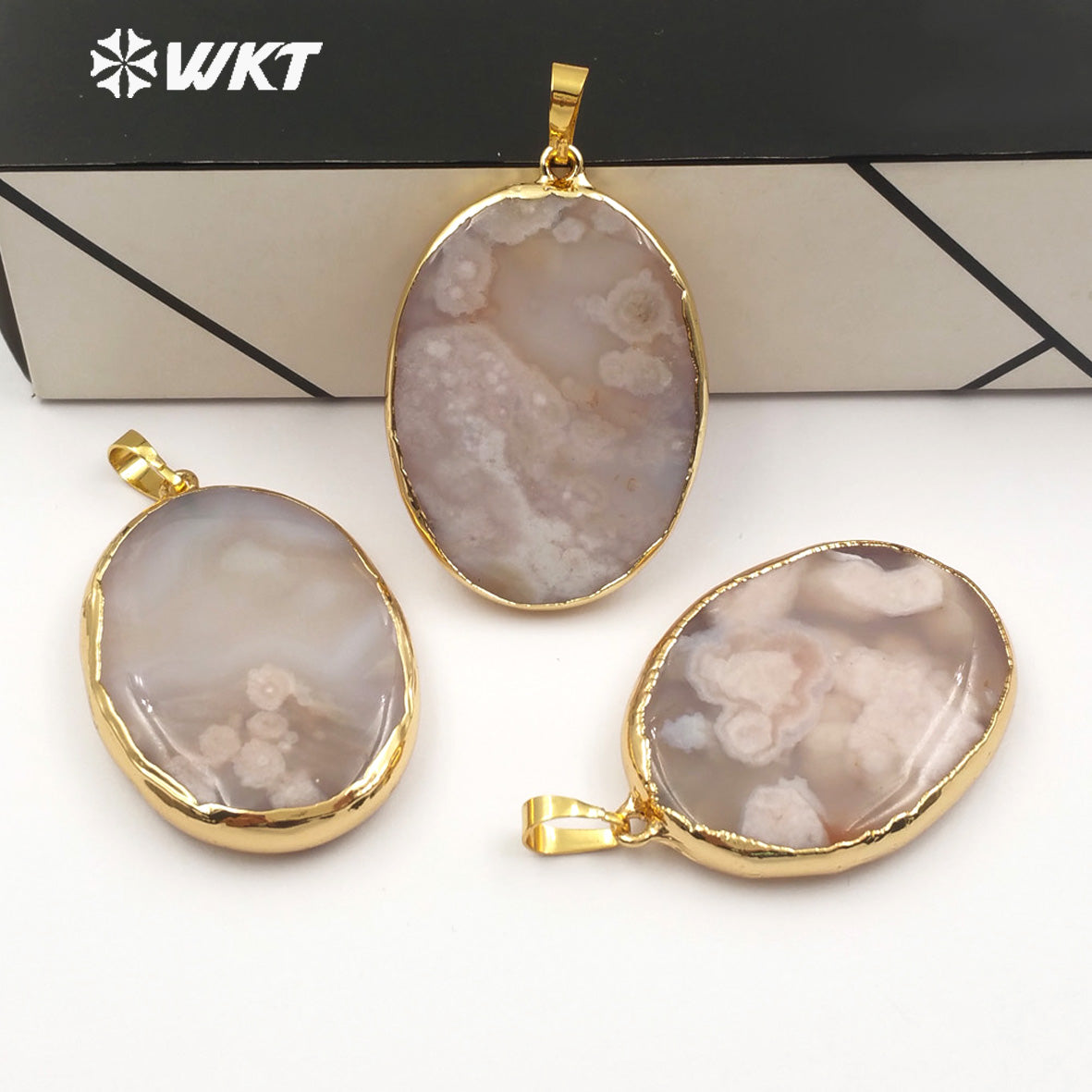 WT-JP125 Wholesale New Arrival Natural Pattern and Color Stones Pendant With 18K Gold Plated Oval Cherry Agate Pendant