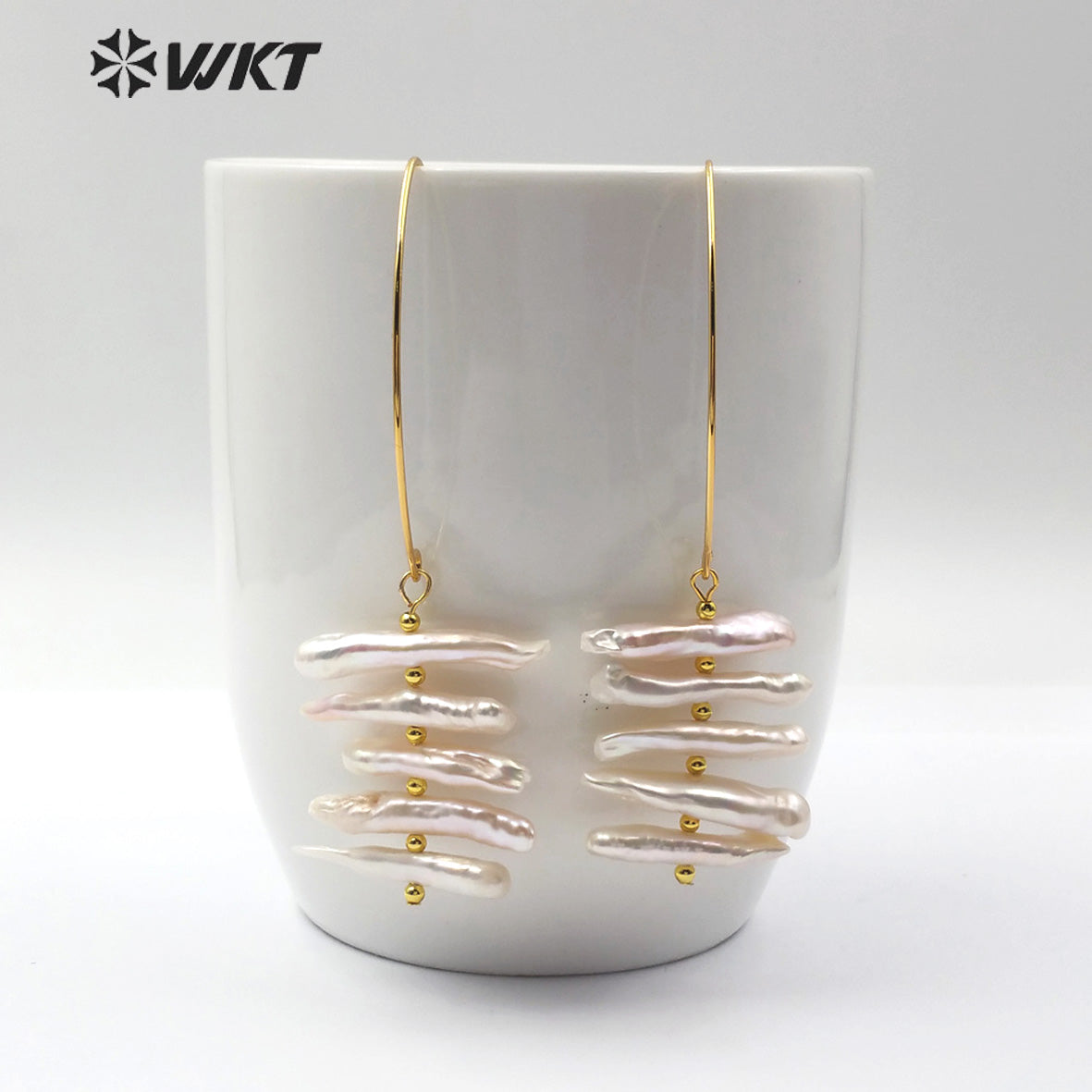 WT-E520 Elegant and Stylish Design Jewelry Earrings Natural Pearl Statement Earring 5 Irregular Strips of Pearls Earring