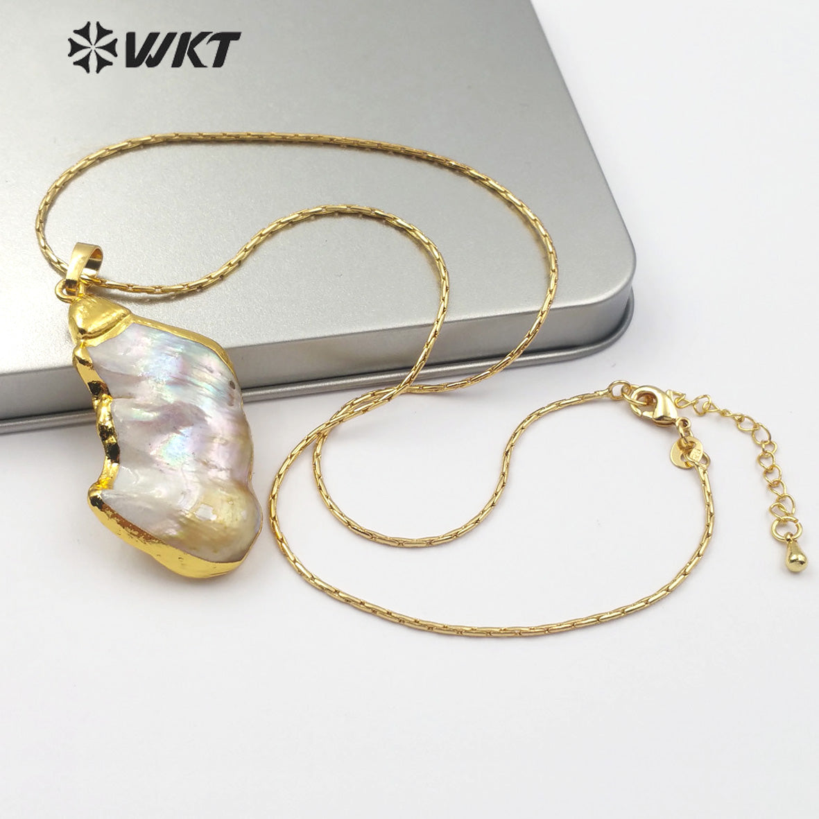 WT-JN066 New Arrival Women's Specific Jewelry Natural Pearl Pendant Back 18K Gold Plated Random Size Pearl Necklace