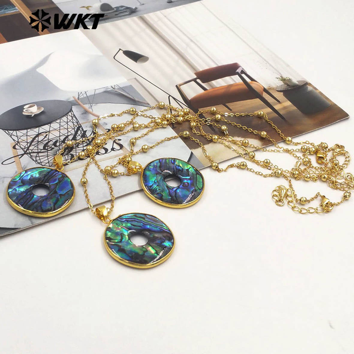 WT-JN313 High Quality Round Natural Abalone Shell Round Coin Necklace With Gold Plated Single Hole Resist Tarnishable