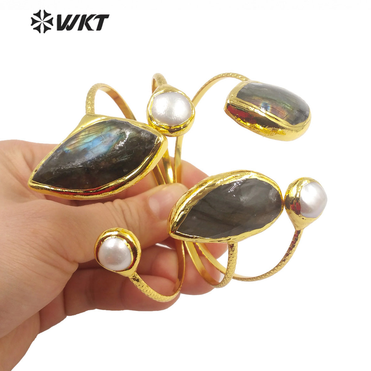 WT-B599 Fashion Classic Irregular Sparkling Stone Round Pearl Adjustable 18k Gold Plated Bangle Women Stone Bangle