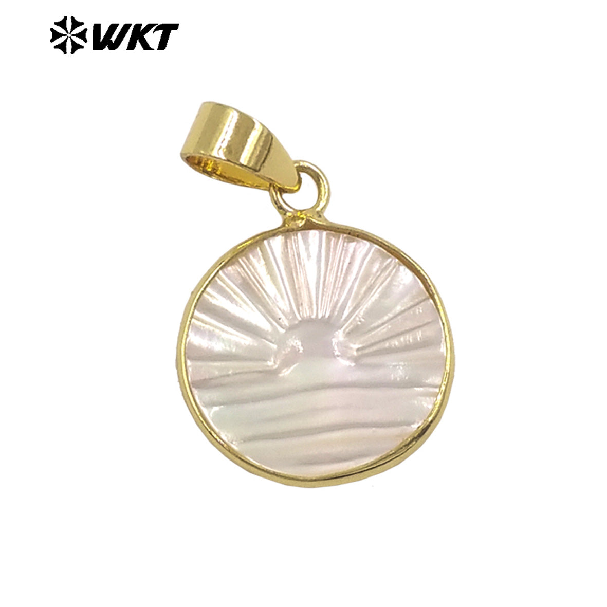 WT-JP511 Wholesale Minimalism Gold Plated Mother Of Pearl Carved Sunrise Charms Pendants For Women Necklace Jewelry Decorative