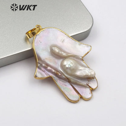 WT-JP140 Wholesale New Arrival Unique Natural Pearl Pendant Jewelry for Woman Pendant in 18K Gold Plated Mother of Pearl Pendant