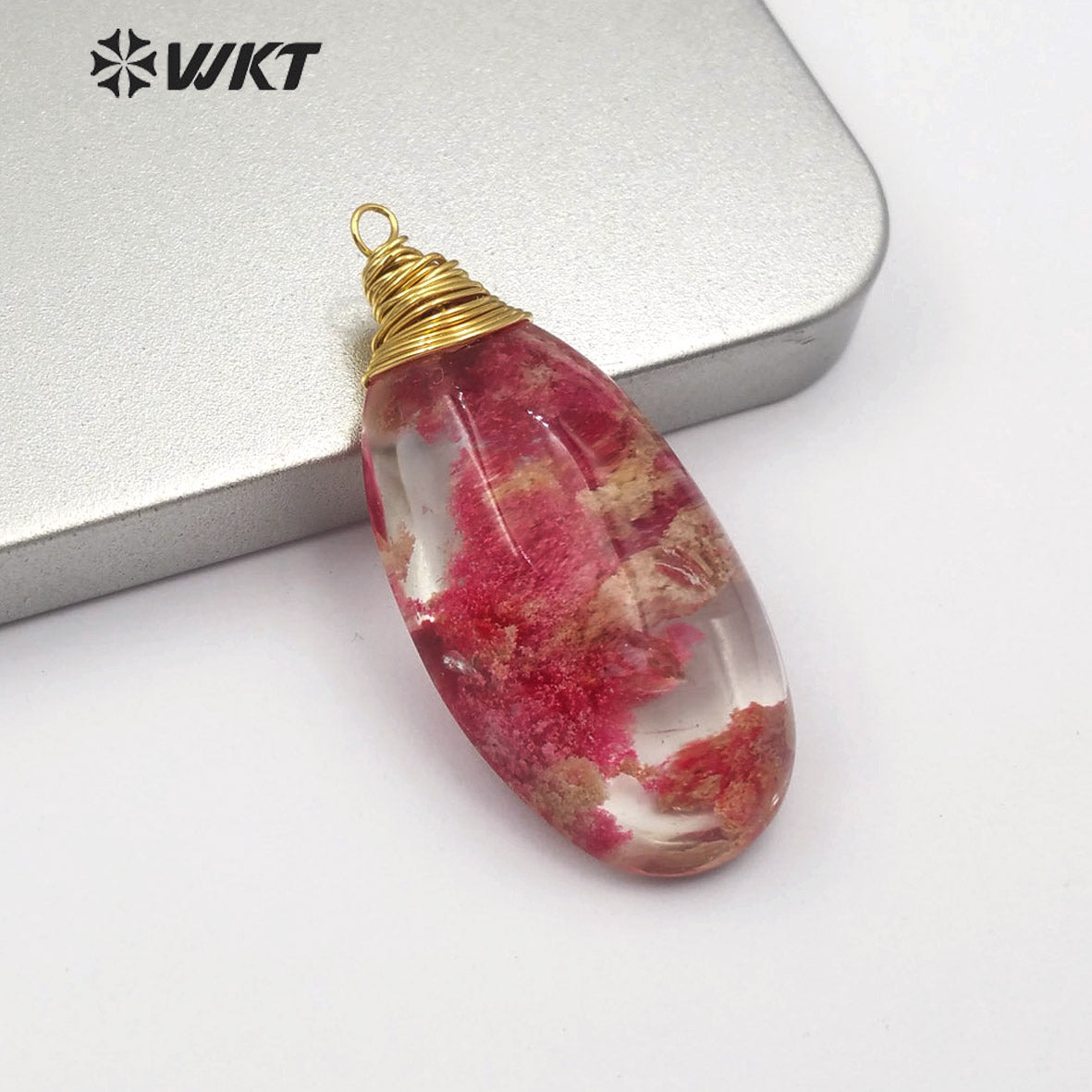 WT-P1454 Natural Crystal Quartz Pendant Egg Shape Stones Brass Wire Capped Pendant Women Necklace Ornaments Jewelry