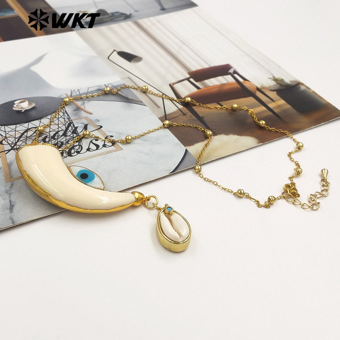 WT-JN355 Amazing Artistic Gold Plated Beads Chain With Double Natural Shell Charms Necklace For Women Unique Halloween Gifts