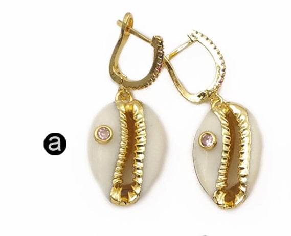 WT-E538 Unique Design Natural Cowrie With Cubic Zircon Charm Earring Stud Earrings Multi Option Original Cowrie Earring