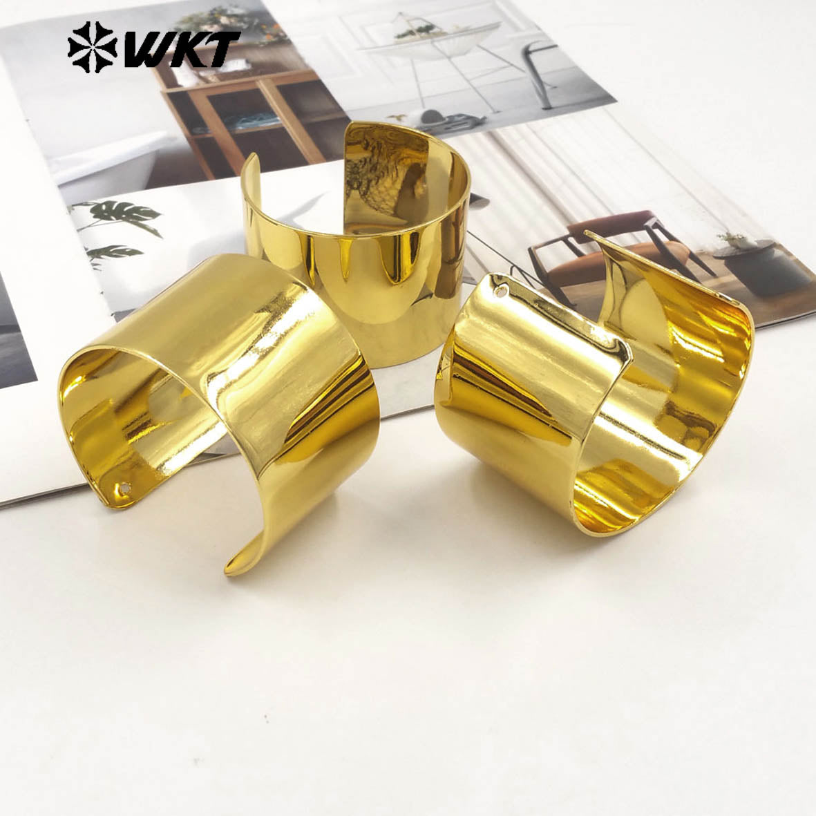 WT-B679 New Design High Quality18K Gold Plated Natural Yellow Brass Wide Bright Face Adjustable Unisex Bracelet Jewelry Finished
