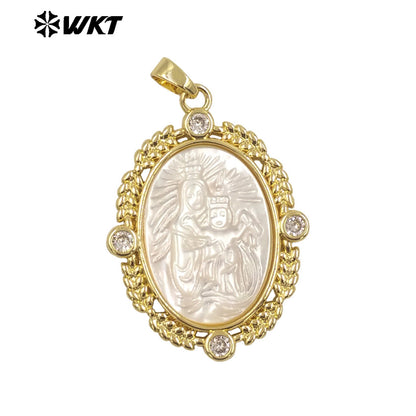 WT-JP370 Wholesale New Design Christian Religious White Shell Carved Jesus and Mary Jewelry Pendants for Birthday Gift