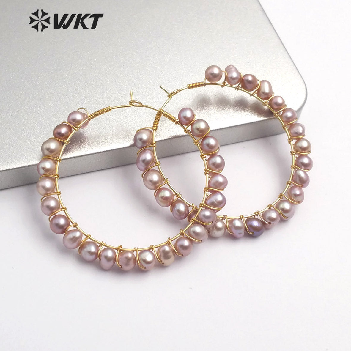 WT-E547 Natural Pearl Earring White Yellow Purple Color Round Pearl Earring Garland Shape Beautiful Earring Wedding Jewelry