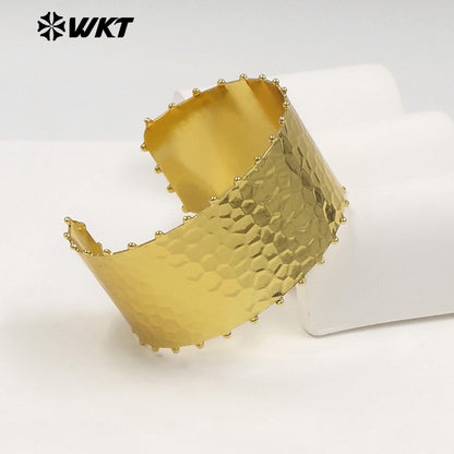 WT-JF382 Wholesale Simple Style 18K Gold Electroplated Round Beads And Hollow Holes Yellow Brass Bangle As Women Daily Jewelry