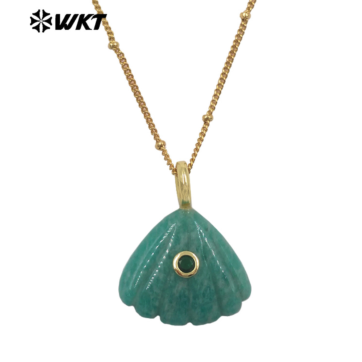 WT-N1513 Ocean Style Gold Chain And Natural Gemstones Hand Carved Shell Shape Pendant Necklace For Female Vacation Matching