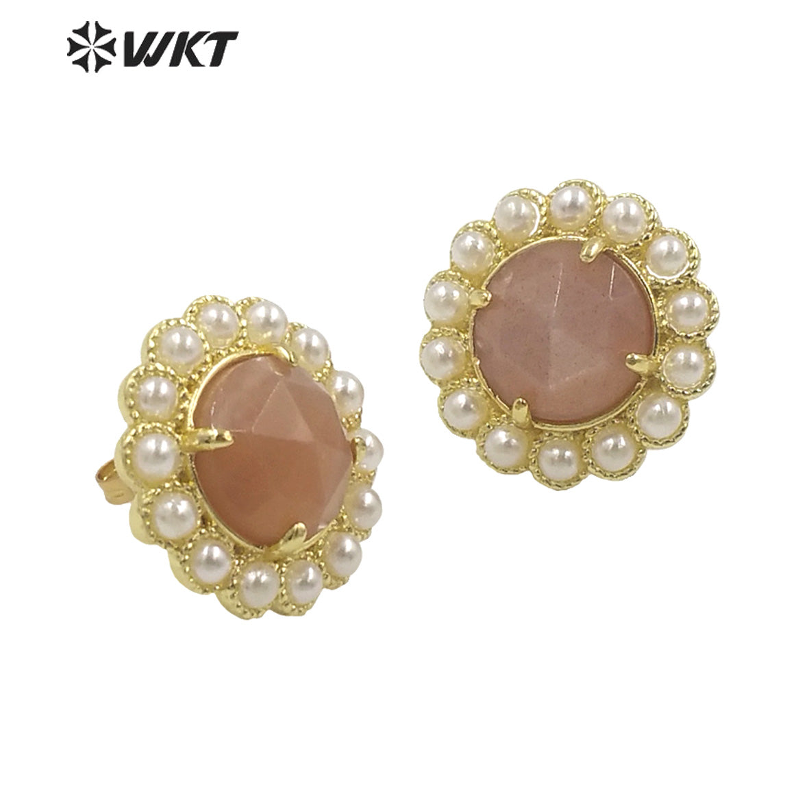 WT-MPE121 Wholesale Fashion Gold Plated Round Pearl Setting with Claw Gorgeous Natural Sun Stone Earring Studs