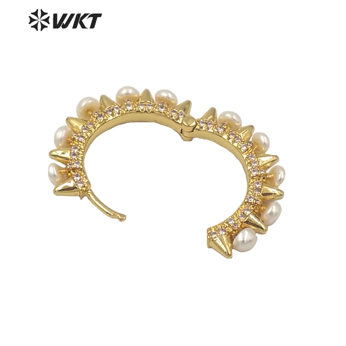 WT-ME076 WKT Unique Hot Gold Electroplated Freshwater Clasp Earrings Fashion Girl Trendy Punk Earrings with Rivet