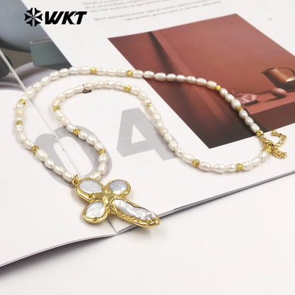 WT-JN370 Good Quality Trendy Gold Electroplated Natural Pearl Chain And Cross Pendant Women Necklace As Elegant Jewelry Gift