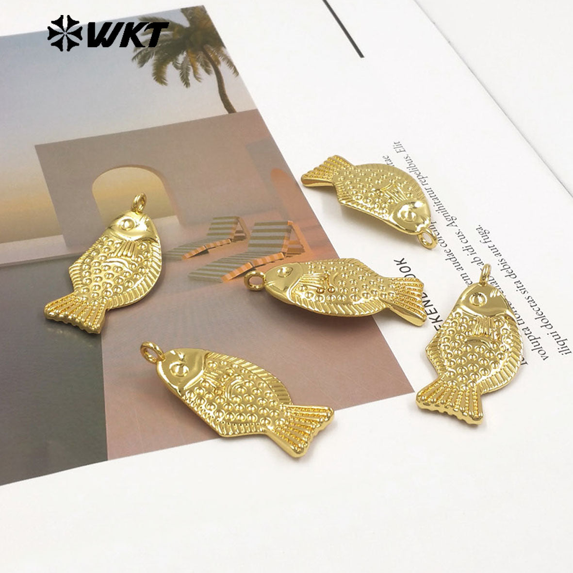 WT-P2115 High Quality 18K Gold Electroplated Yellow Brass Fish Metal Pendant For Handmade Necklace Decorative Findings