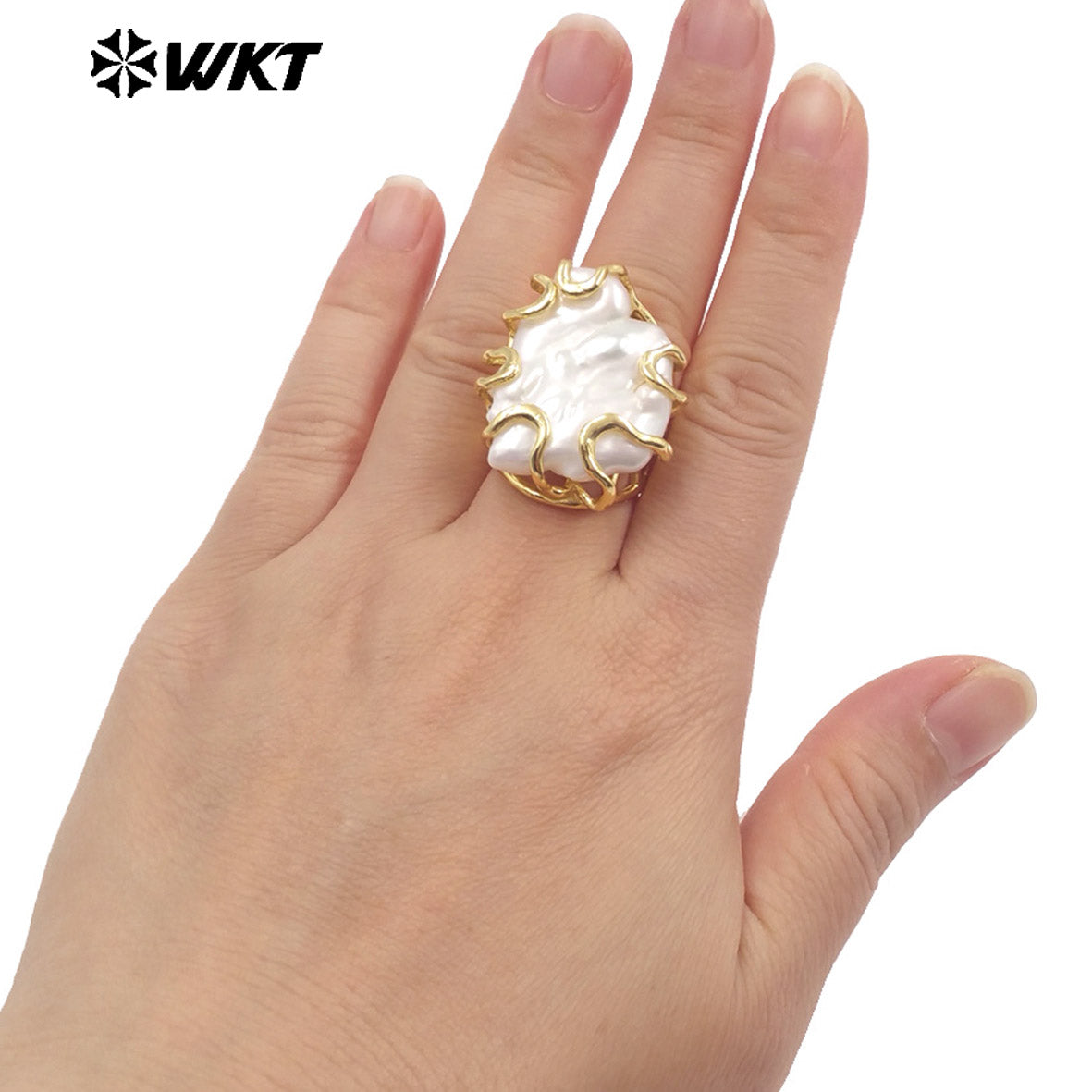 WT-MPR122 Wholesale Fashion Gold Plated Clawing Setting Natural Freshwater Pearl Women Ring for Birthday Gift
