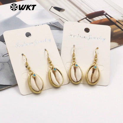 WT-MPE178 Beautiful Bohemia Style Gold Plated Natural Cowrie Shell With Little Stone Earrings For Women Vacation Wear Jewelry