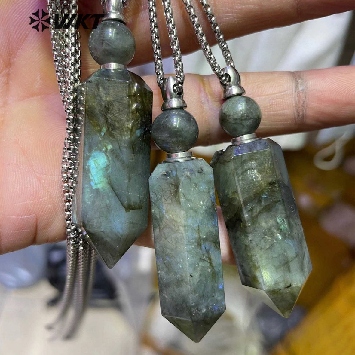 WT-N1257 Wholesale New Color Natural Labradorite Cube Stone Point Stainless Steel Perfume Bottle Necklace for Women