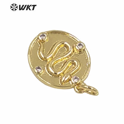 WT-MP176 Wholesale New Design Oval Shape CZ Micro Pave Snake Pendant Gold Electroplated Lucky Charm Pendant Unisex Style