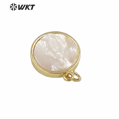 WT-MP173 Wholesale Religious Gold Bezel Mop Shell Charm Pendant Popular 14mm White Shell Christian Pendant Jesus Pendant