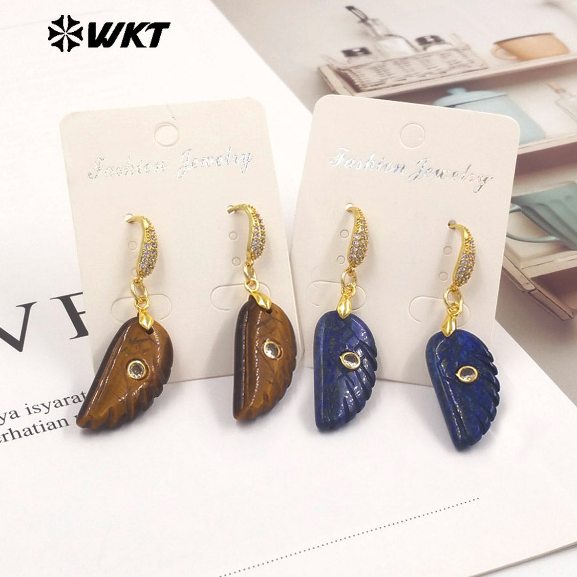 WT-E818 Wholesale Trendy Natural Gemstones Hand Carved Feather Shape Women Gold Earrings For Lady Dance Party Wearing Accessory