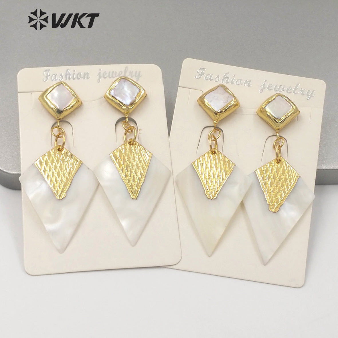 WT-MPE042 Unique Fashion Gold Electroplated Arrowhead White Shell Earrings Women Anniversary Wedding Gift Earrings Studs