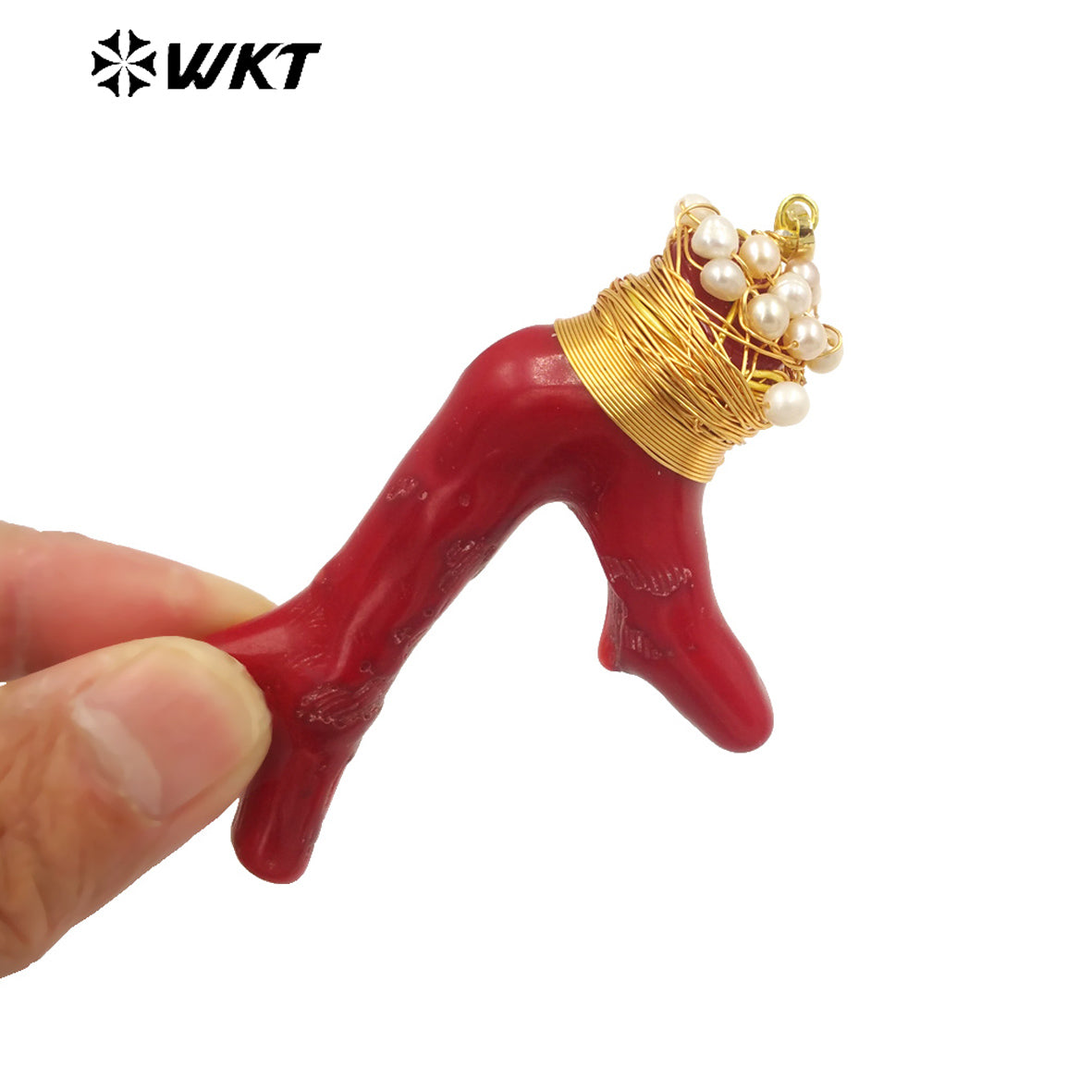 WT-JP345 WKT New Arrival Fashion Vintage Decoration Natural Red Coral Gift for Women Gold Plated Necklace Pendants