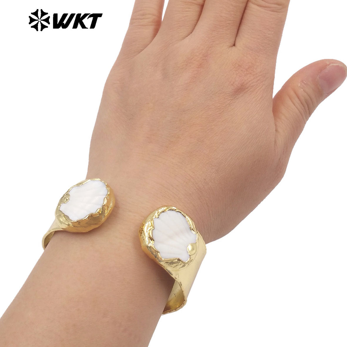 MPB130 Wholesale Amazing Hand Carved 18K Gold Plated Natural White Shell Adjustable Size Bangles For Women Fashion Jewelry Gift