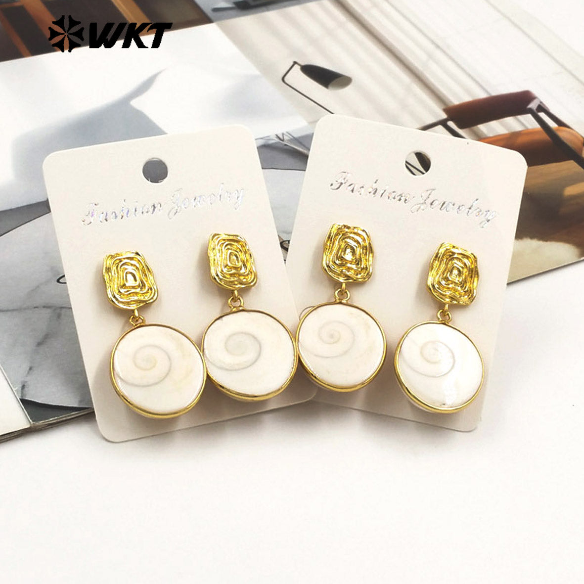 WT-MPE170 Exclusive Handmade Trendy Style Gold Plated Natural Trumpet Shell Earrings As Women Wedding Jewelry Accessories