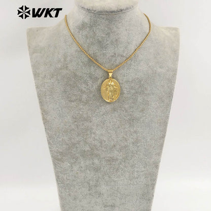 WT-JFN36 Religious Style Pendant Necklace with 18K Gold Electroplated Jesus Patterns High Quality Resist Tarnishable Jewelry