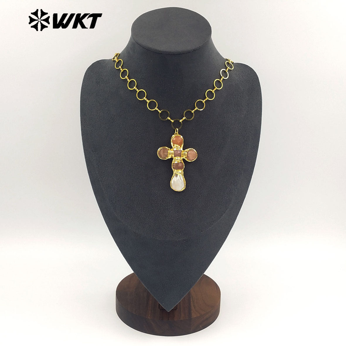 WT-JN374 Factory Wholesale Metal Chain With Natural Gemstone And White Shell Cross Pendant Necklace As Girl Daily Jewelry