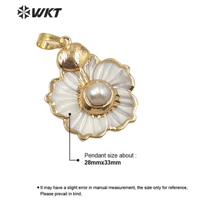 WT-JP174 Stylish Hot Sales Natural Shell Pendant Flower Shape Shell Pendant With Pearl Women Charm New Jewelry Pendant
