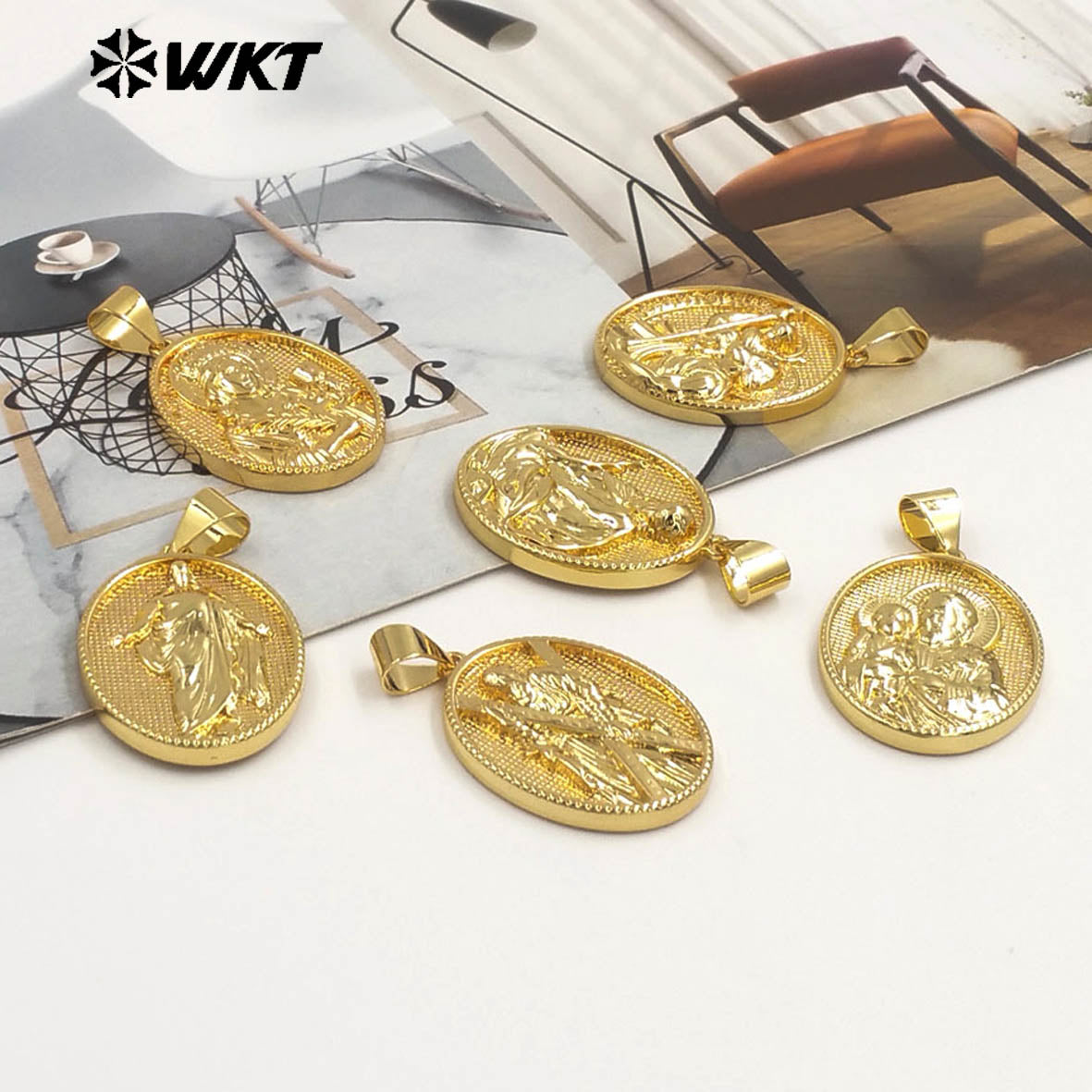 JFE147 Wholesale Newest Metal Yellow Brass Gold Plated Jesus Religious Pendant Resist Tarnishable For Necklace Jewelry DIY