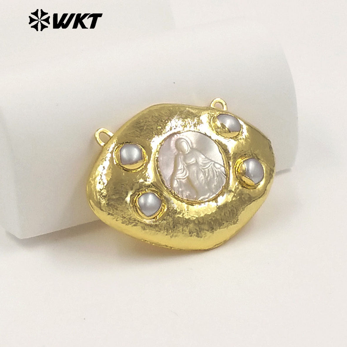 WT-PC022 High Quality Gold Plated Double Hoops Mother Of Pearl Religious Style Connector As Lady Handmade Jewelry Findings