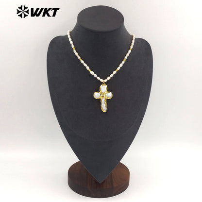 WT-JN370 Good Quality Trendy Gold Electroplated Natural Pearl Chain And Cross Pendant Women Necklace As Elegant Jewelry Gift