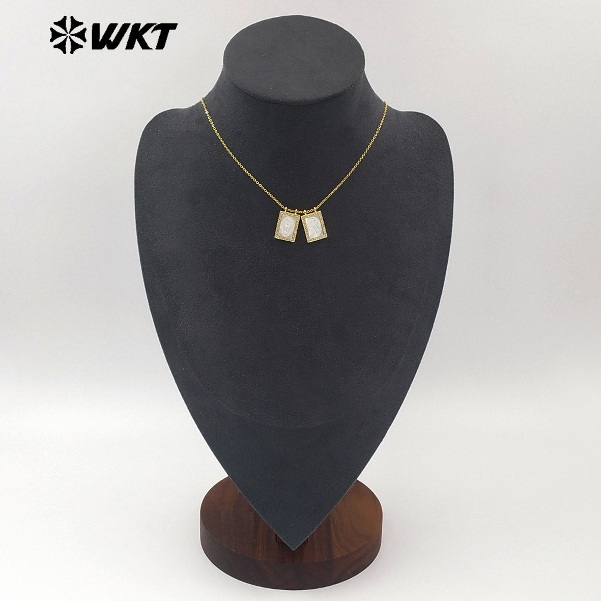 WT-JN392 Hot Sale Gold Plated Double White Shell Carved Religious Patterns Necklaces For Women Fashion Jewelry Matching