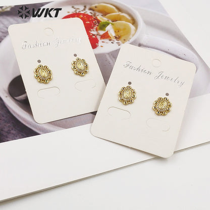 WT-ME096 Wholesale Newest Romantic Fashion Light Luxury Natural Cubic Zircon Micro Paved Earrings Studs