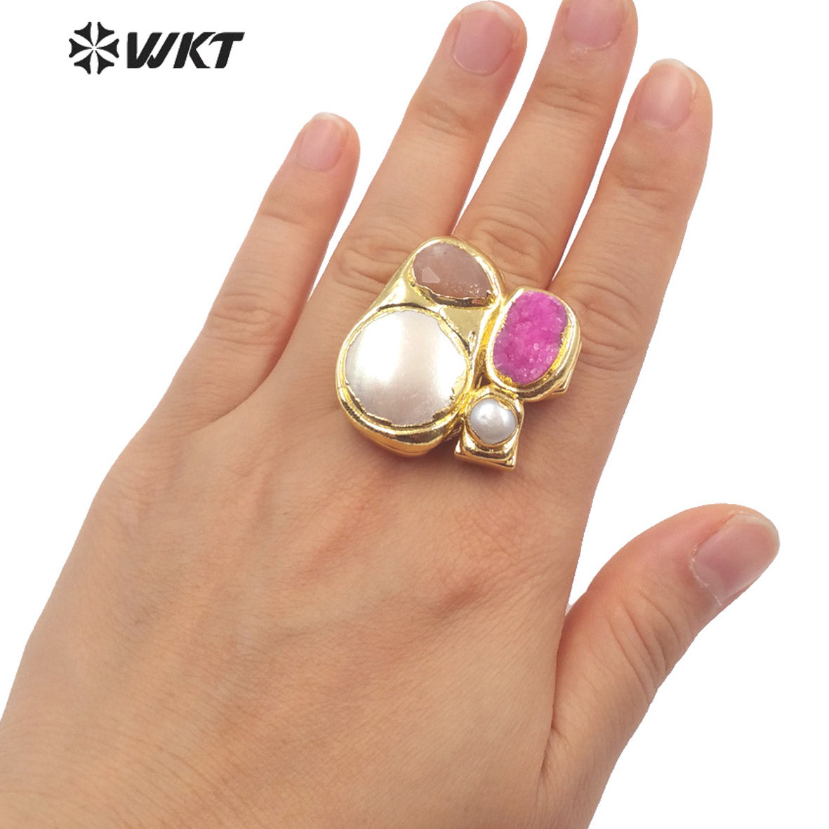WT-MPR083 Newest Exclusive WKT Design 18k Real Gold Plated Resist Tarnishable Multi Stone and Pearl Women Ring in Adjustable