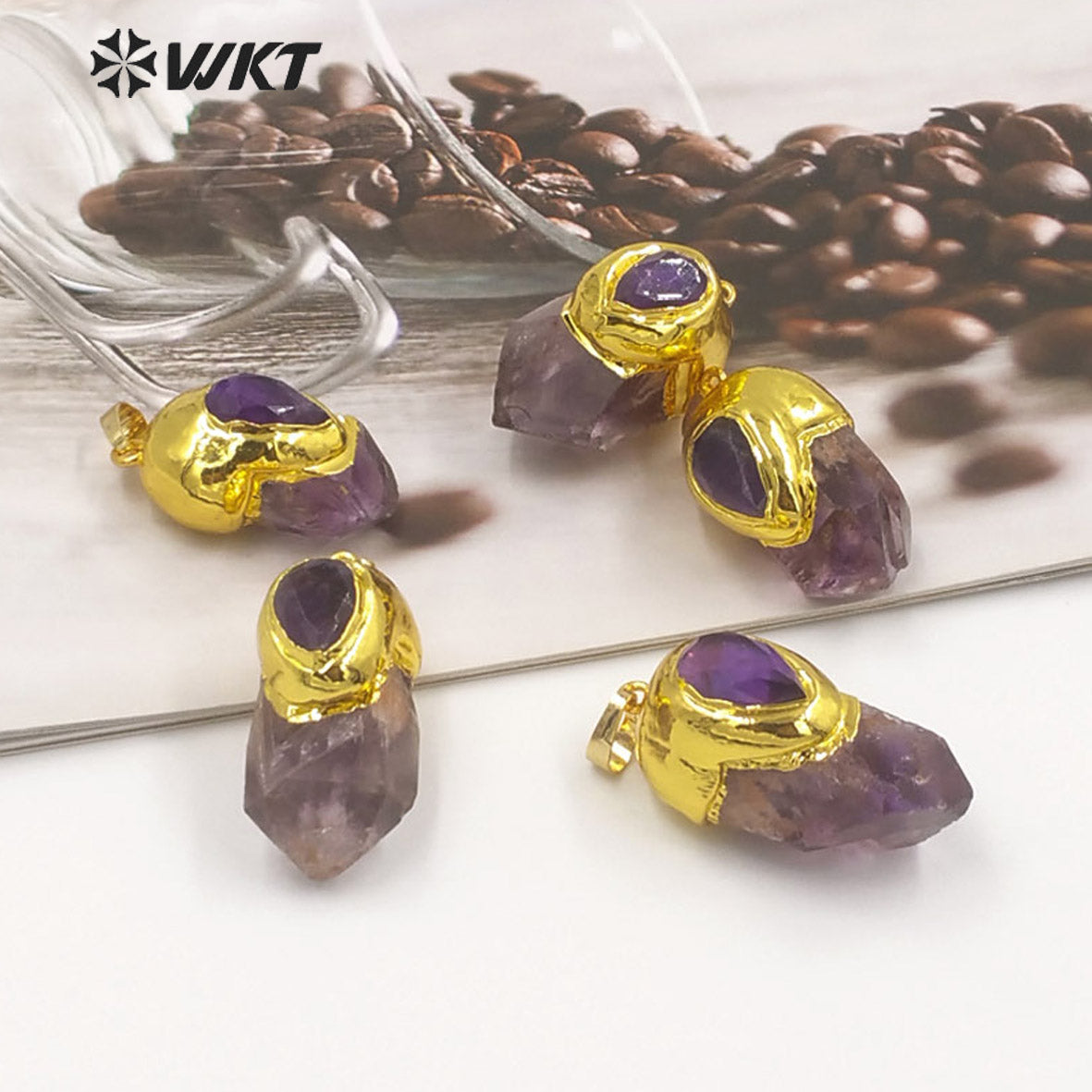 WT-P1949 Wholesale Fashion Handmade Carved Natural Amethyst Pendant for Lady Necklace Design in 18K Real Gold Plated Pendant